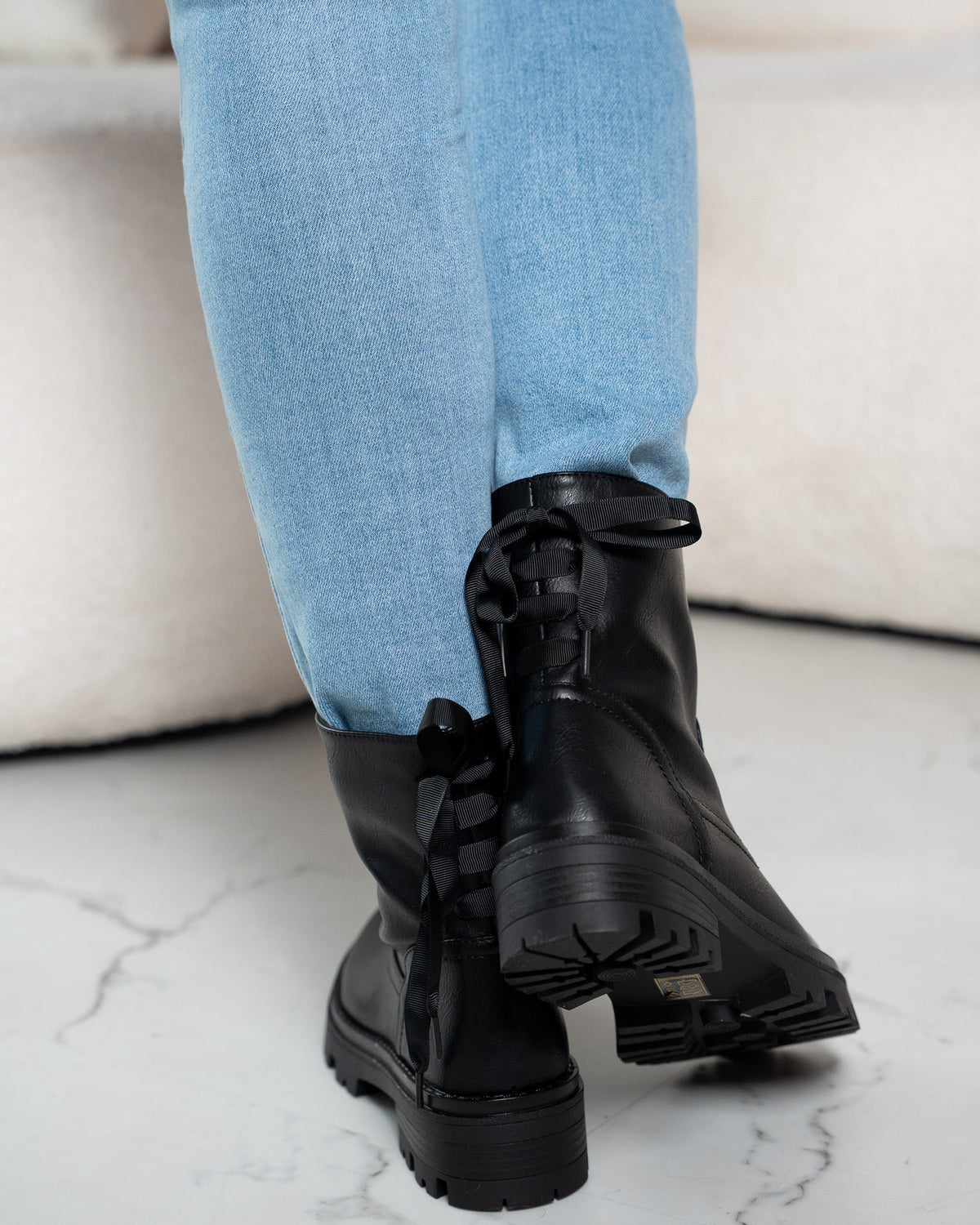 Valeria - Botines con lazo elegante