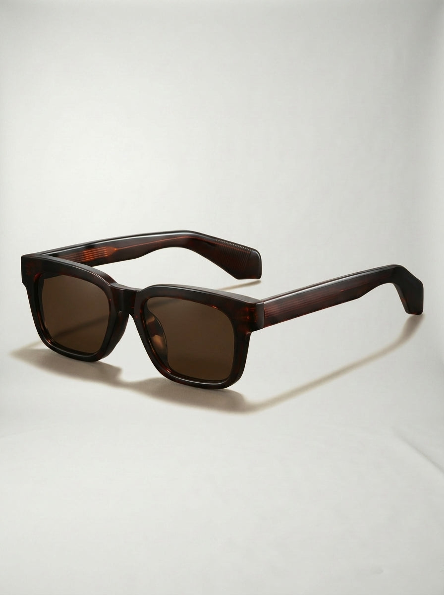 Vanguard | Lunettes de soleil à monture rigide avec verres foncés