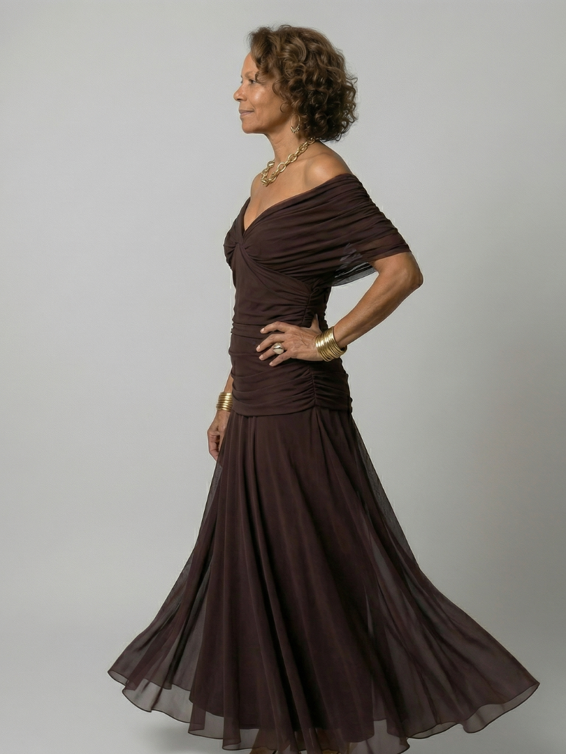 ROCÍO | Vestido Midi Casual de Hombros Descubiertos Carla