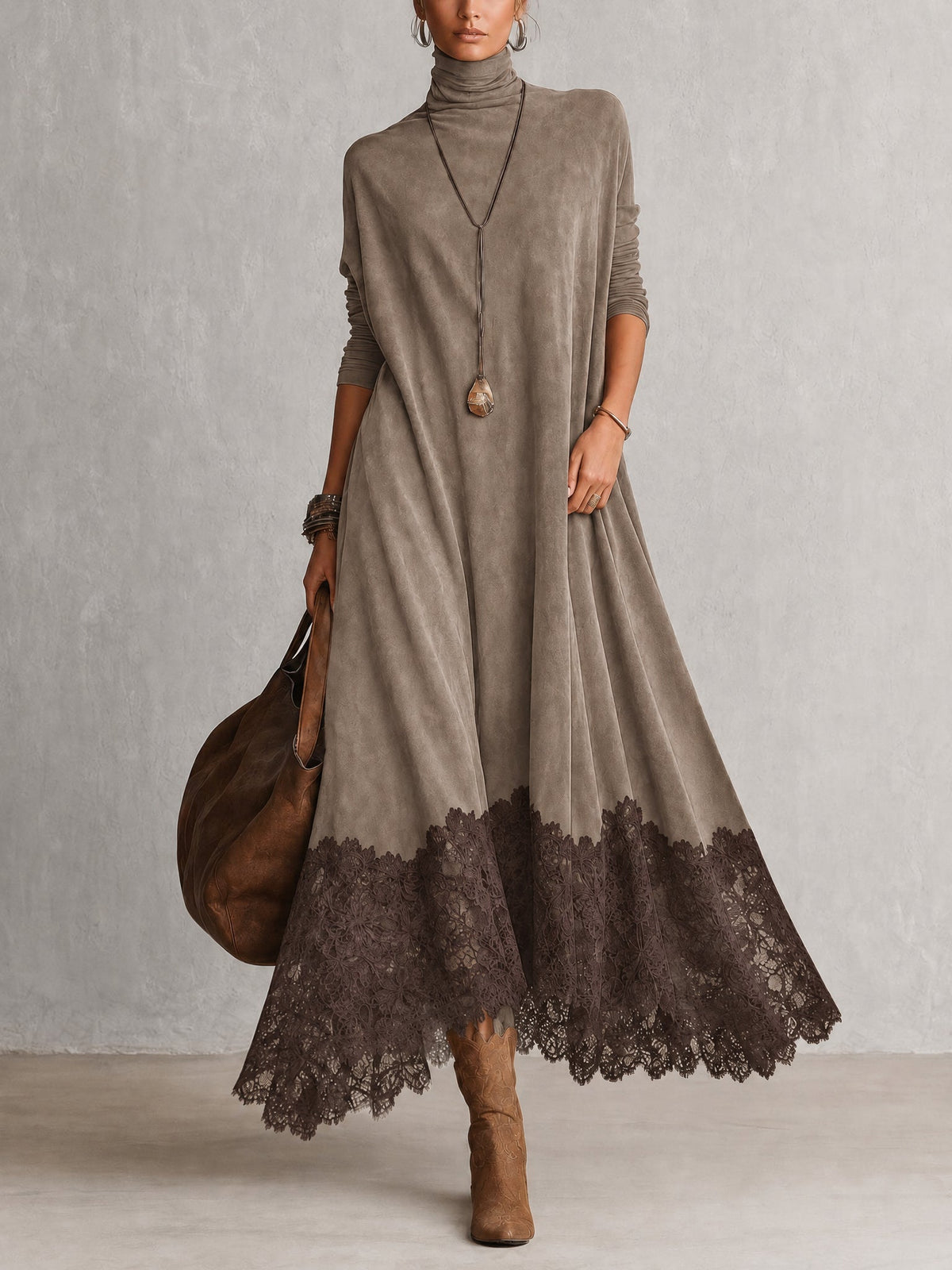 Colette | Robe longue effet daim à bordure en dentelle
