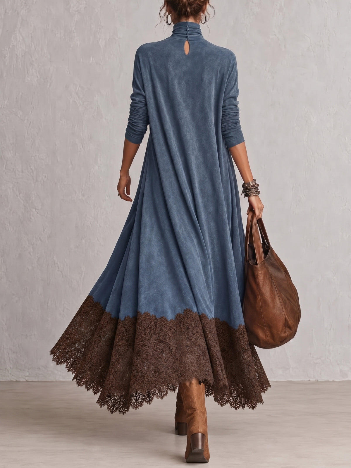 Colette | Robe longue effet daim à bordure en dentelle