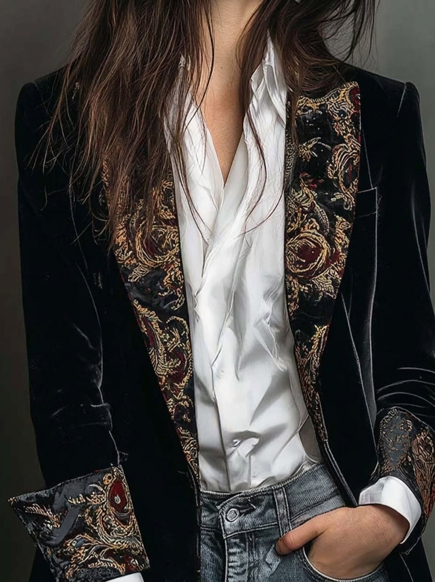 Margaux – Blazer Cintré à Motif Baroque