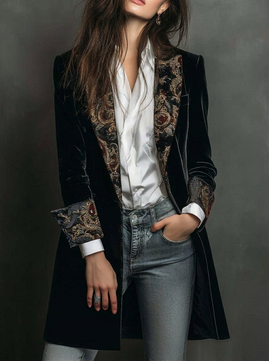 Margaux – Blazer Cintré à Motif Baroque