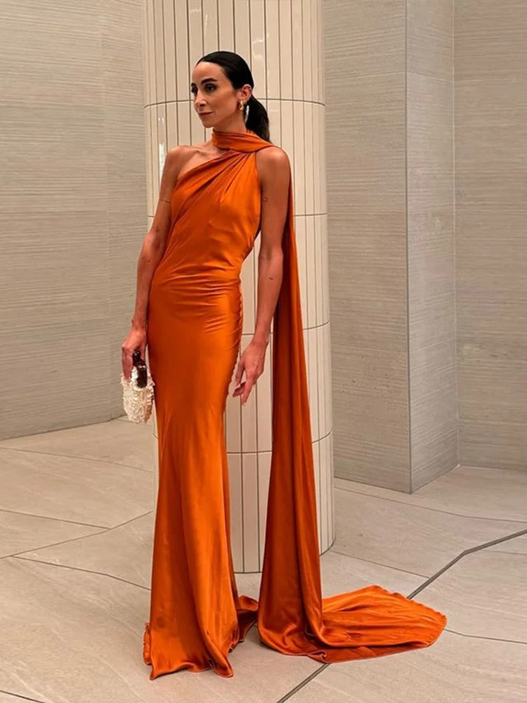 Robe longue asymétrique en satin Vittoria